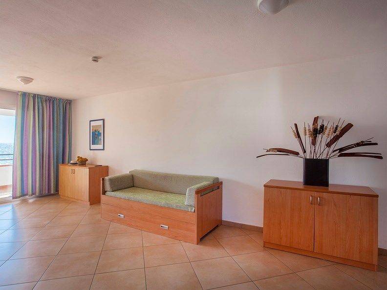Ganze Wohnung, Ferienwohnung für 8 Personen mit Balkon in Moriani-Plage, Corte und Umgebung