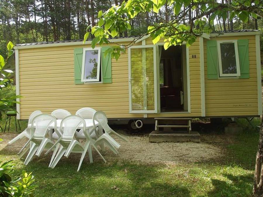 Camping Domaine du Lac - Mobilhome 6 personnes in Plazac, Périgord Noir