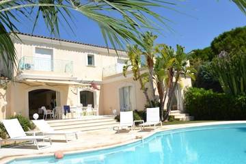 Villa pour 9 personnes, avec jardin dans Golfe-Juan