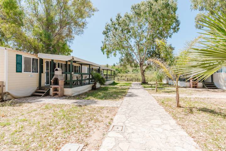 Camping für 6 Personen, mit Kinderpool und Garten in Italien - 3