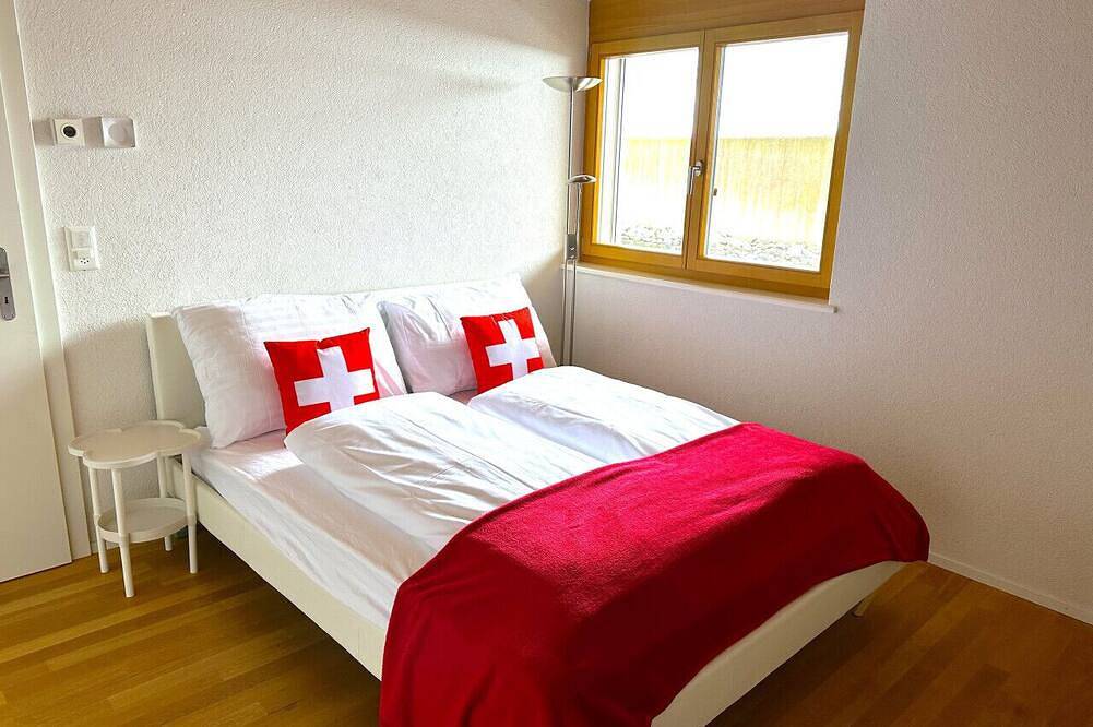 Geheel appartement, Concierge, Lake Thun/Alps Scenic Views by Swisshut in Sigriswil, Meer van Thun