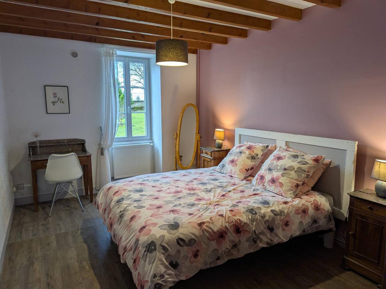 Gîte Xviiie rénové avec grand jardin, au cœur du vignoble de Cognac in Lignières-Ambleville, Charente