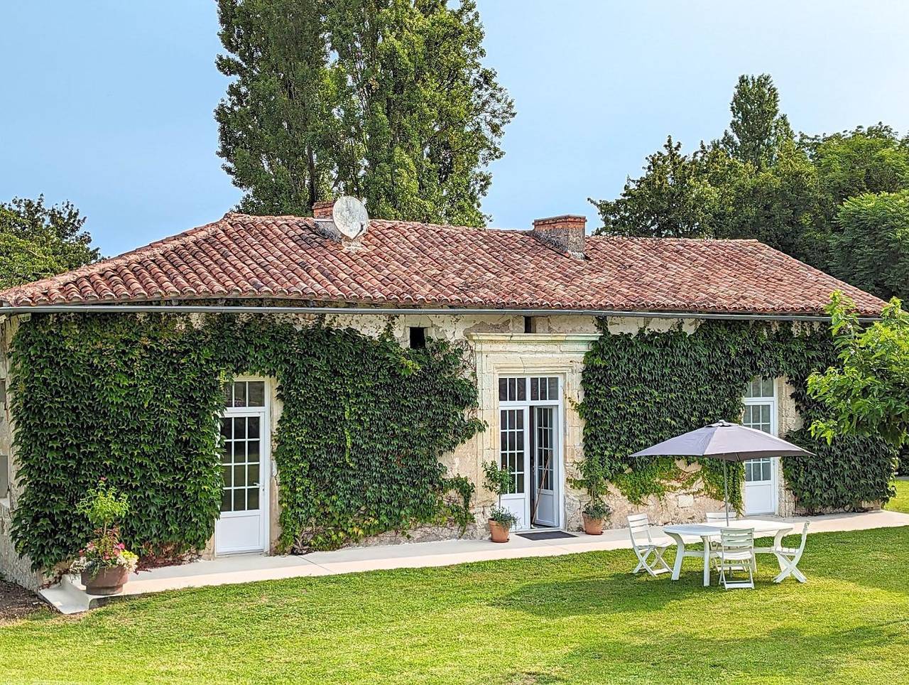 Au Pigeonnier de Bellon in Bellon, Charente