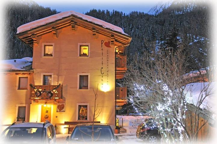 Gîte pour 2 personnes, avec vue ainsi que sauna et jardin à Ayas - 4