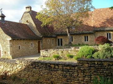 Gîte pour 5 personnes, avec jardin et terrasse à Archignac