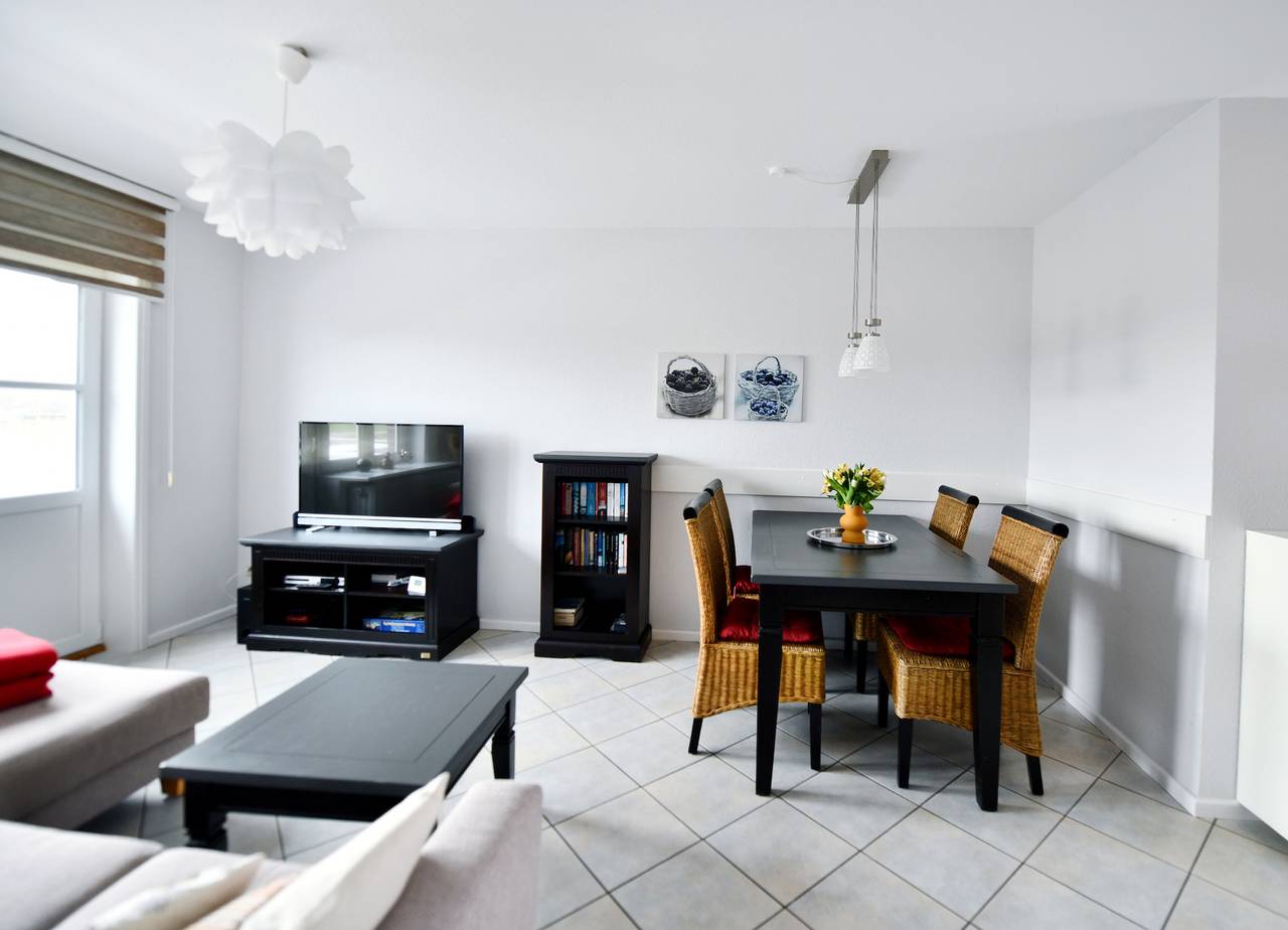 Ganze Ferienwohnung, Haus Windhuug Wohnung 4 in Utersum, Föhr