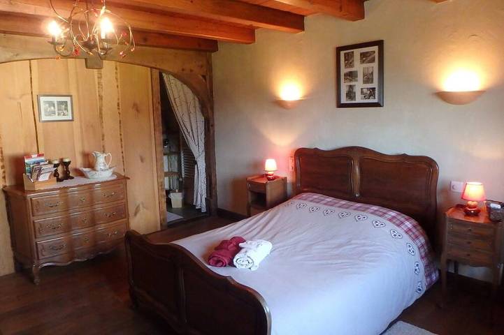 Chambre d’hôte pour 4 personnes, avec Jardin à Docelles