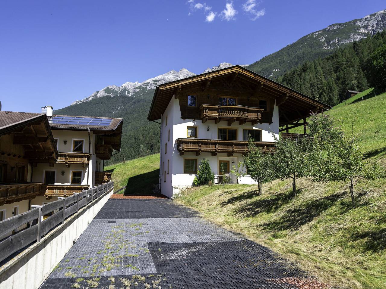Ganze Wohnung, Familienapartment in Neustift mit Sauna und Garten in Stubaier Alpen, Neustift im Stubaital