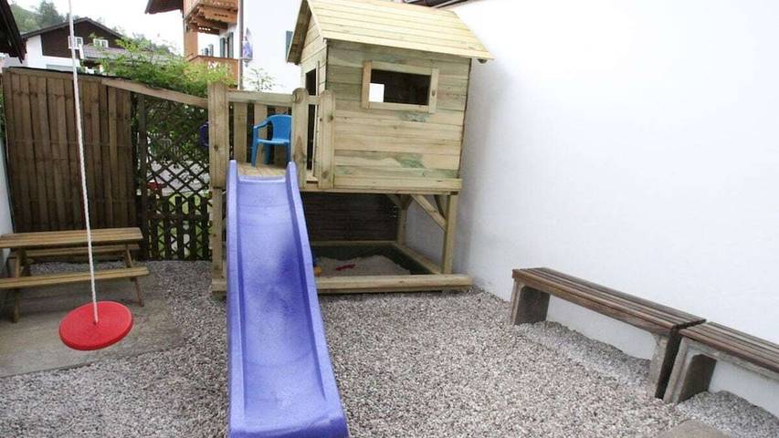 Ferienhaus für 11 Personen, mit Garten im Mittenwald - 4