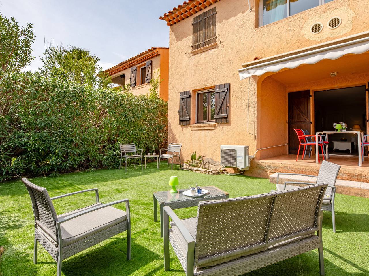Entire apartment, Clos Etienne in Sainte-Maxime, Draguignan region