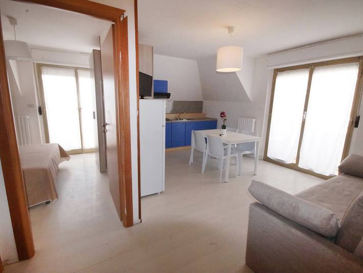 Ferienwohnung für 4 Personen, mit Balkon und Garten in San Benedetto del Tronto - 3