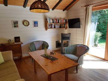 Ferienhaus für 6 Personen, mit Terrasse und Ausblick sowie Sauna und Garten, kinderfreundlich in Steinberg