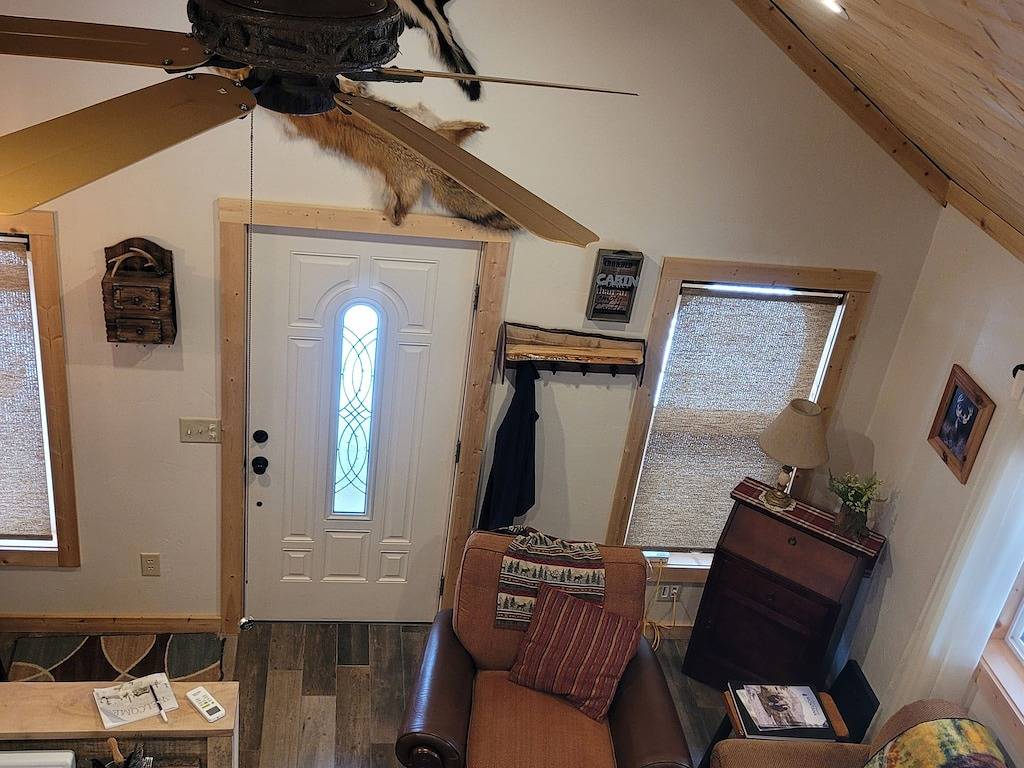 1 Bedroom with Sleeping loft queen. in Ravalli County