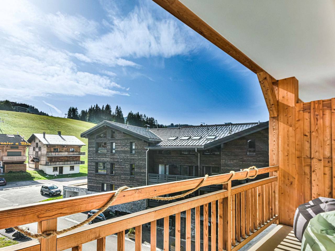 Studio entier, Charmant studio 24m² au cœur des Gets, proche commerces et pistes, balcon exposé Sud in Les Gets, Les Portes du Soleil