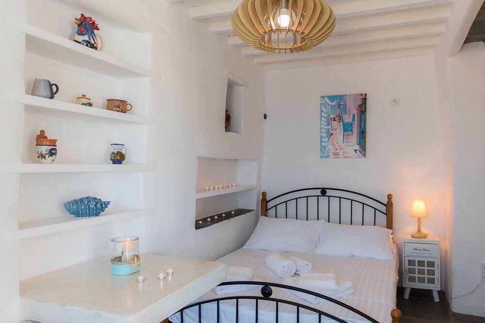 Blue Paradise Villa with Pool in Sifnos