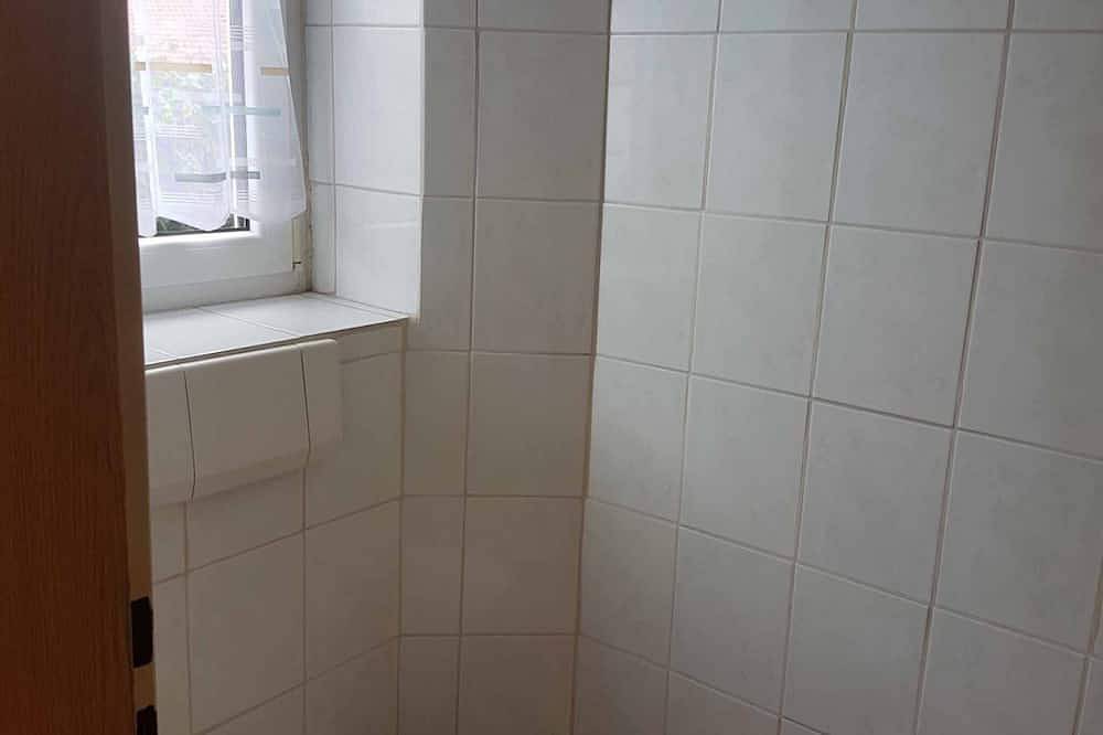 Ganze Wohnung, Drei Schlafzimmer für Fünf Personen: Zentral - aber gemütlich und in ruhiger Lage in Lutzingen, Bayerisch Schwaben