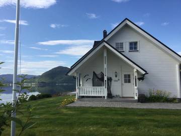 Ferienhaus für 4 Personen, mit Garten und Ausblick sowie Sauna in Finnmark