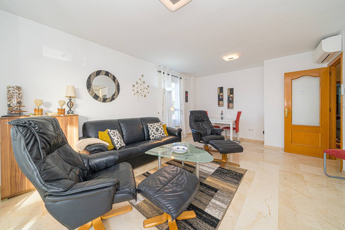 Ganze Wohnung, Ferienwohnung 'Cal Albir Atico' mit Gemeinschaftspool, Wi-Fi und Klimaanlage in L'Albir, Alfàs del Pi