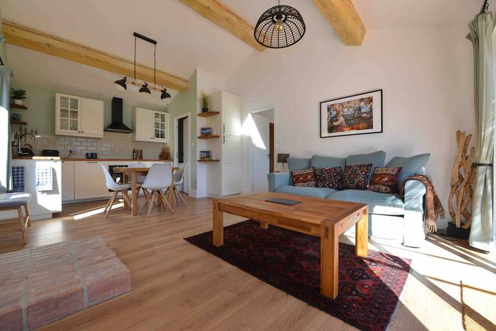 Gîte pour 2 personnes, avec balcon et jardin, adapté aux familles dans l' Ariège - 3