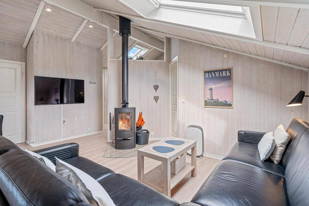 Skønt feriehus i Vestjylland med spa og sauna in Hvide Sande, Holmsland Klit