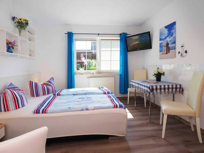 Ferienwohnung für 3 Personen, mit Terrasse und Garten in Korswandt - 4