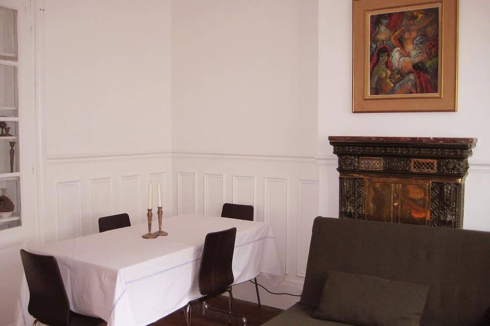 Appartement De Vacances pour 5 Personnes dans Clichy, Hauts-de-Seine