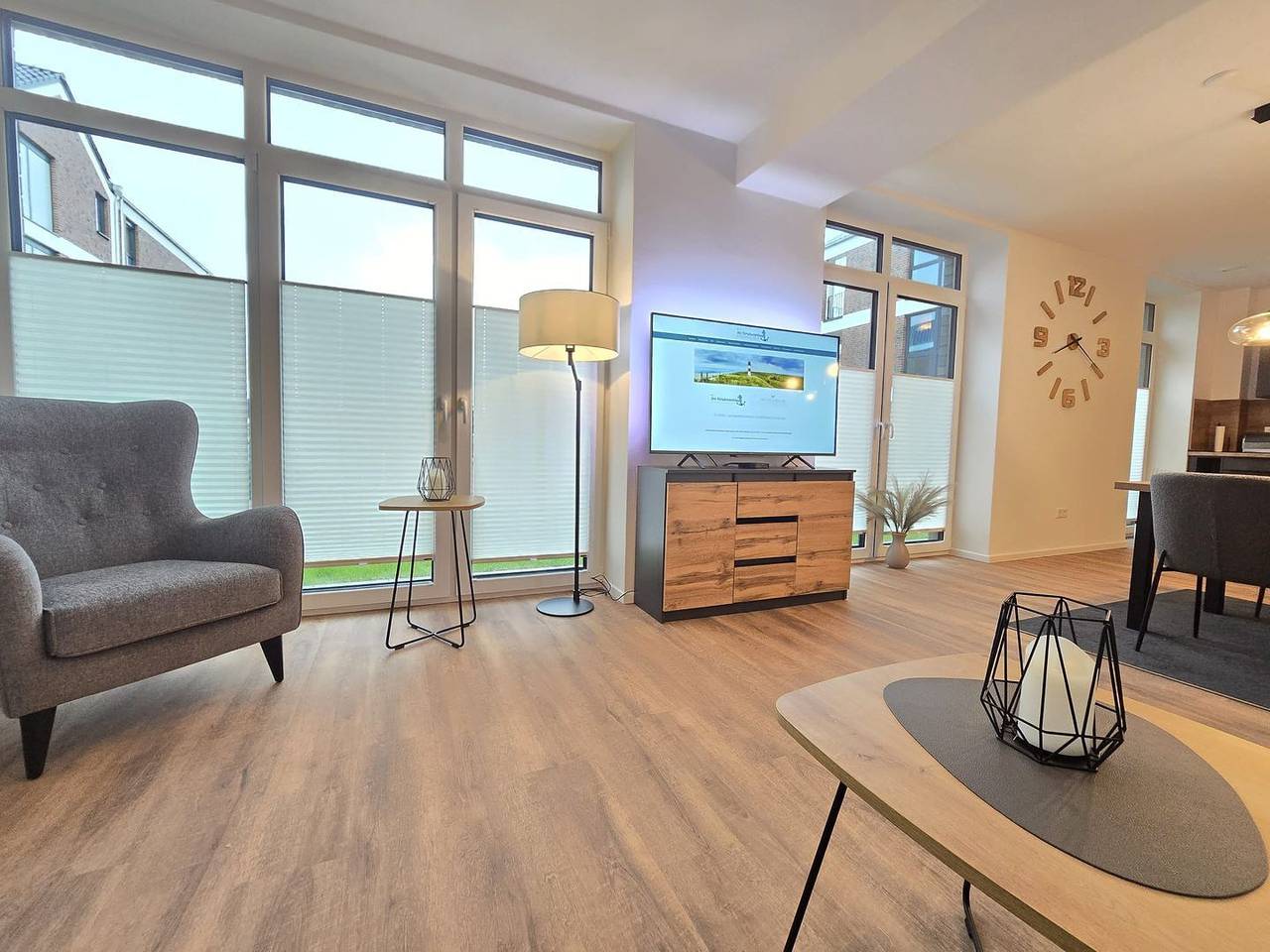 Ganze Wohnung, Komfortable Ferienwohnung Meeresrauschen mit Garten, Sauna und Haustier erlaubt in Norden, Norden und Umgebung