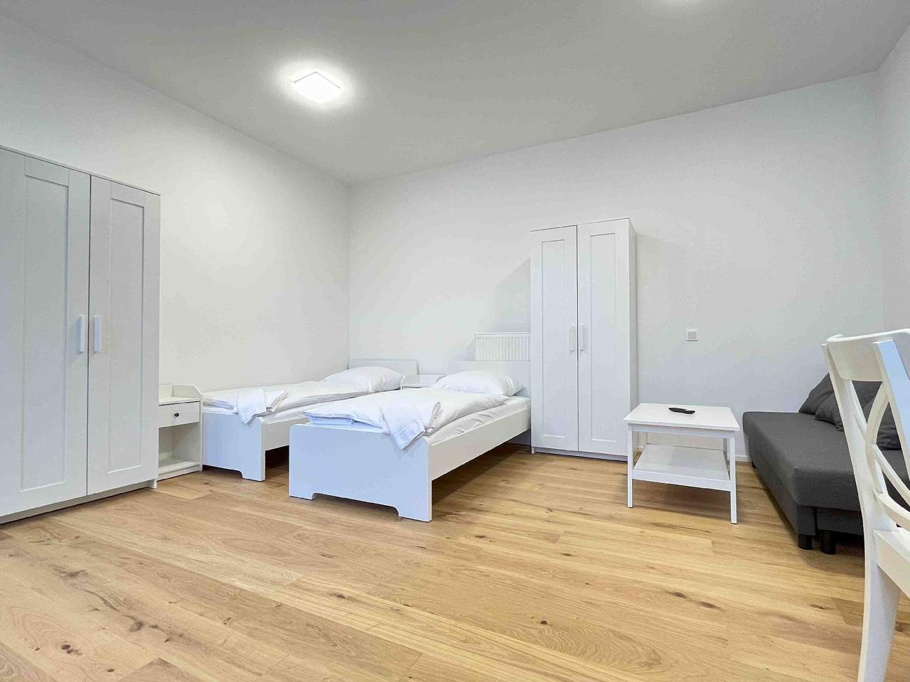 Ganze Ferienwohnung, Am1O82 Zeitgerecht eingerichtete Monteurwohnung in Amberg, Ostbayern