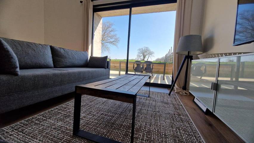 Location de vacances pour 6 personnes, avec terrasse et jardin à Campbon - 4