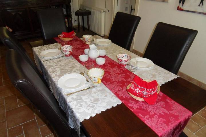 Location de vacances pour 2 personnes, avec terrasse ainsi que jardin et vue à Mantilly - 3