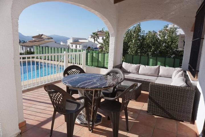 Casa rural para 6 personas, con Balcón y Terraza además de Jardín y Piscina en Pego - 2