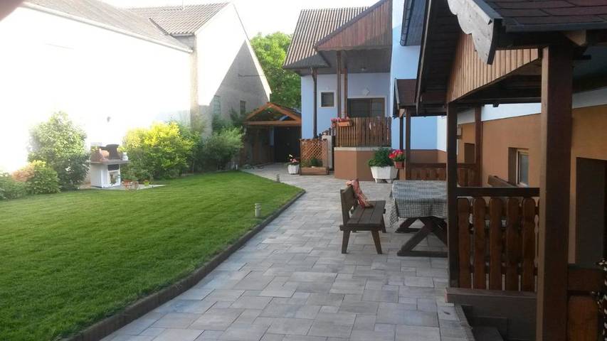 Ferienwohnung für 4 Personen, mit Garten in Illmitz