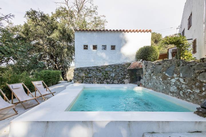 Casa rural para 12 personas, con jardín, Se admiten mascotas en Maresme - 2