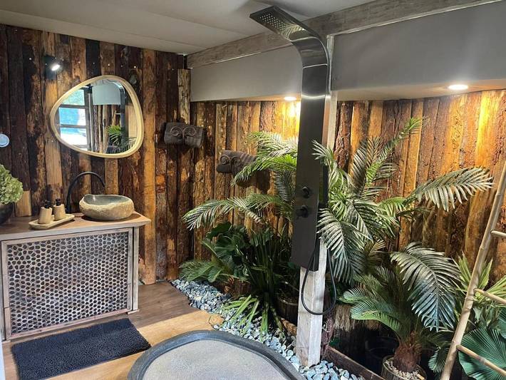 Gîte pour 2 personnes, avec jardin ainsi que vue et piscine à Saint-Julien - 3