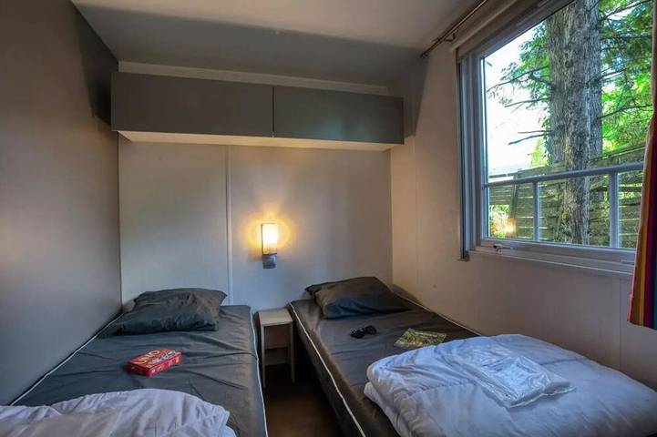 Mobil home pour 6 personnes, avec terrasse à Peyrillac-et-Millac - 2