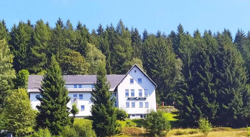 BnB für 2 Personen, mit Terrasse und Garten sowie Sauna und Ausblick im Vogtland