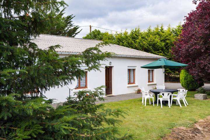 Gîte pour 6 personnes, avec jardin à Pommerit-Jaudy - 2