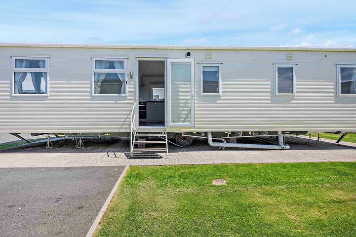 Glamping for 8 people in Lake Windermere