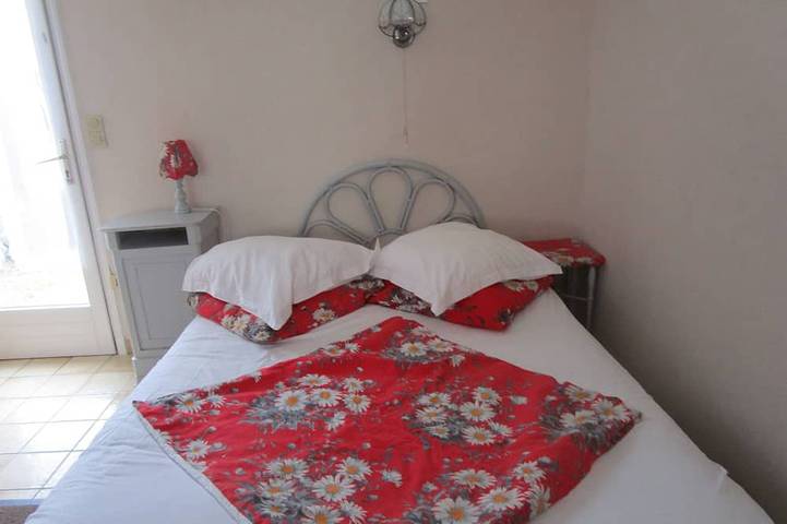 Location de vacances pour 2 personnes, avec terrasse et jardin, animaux acceptés à Vouvray - 2