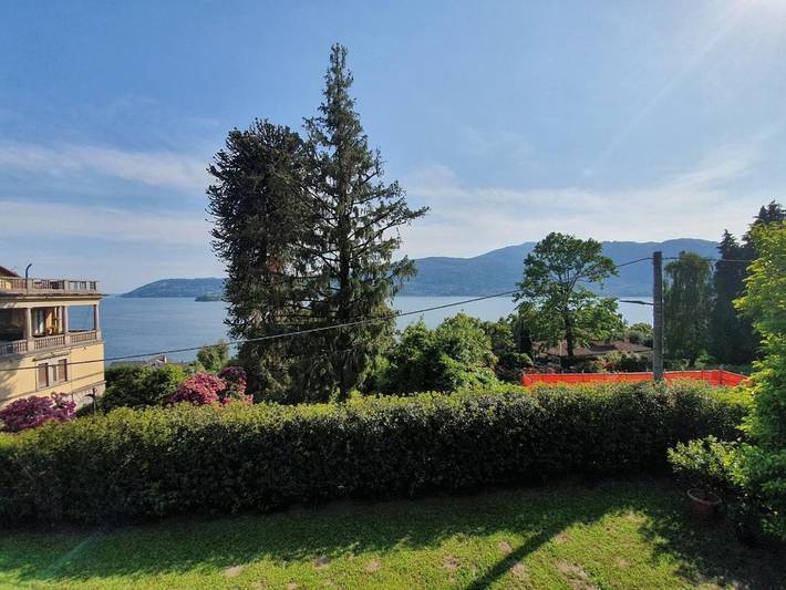 Villa pour 6 personnes, avec jardin et vue ainsi que terrasse et vue sur le lac à Comune di Verbania - 4