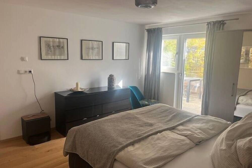 Ganze Wohnung, Ferienwohnung Landhausidylle am Wasserfall, 70qm für max. 4 Pers. in Flintsbach am Inn, Bayerische Alpen