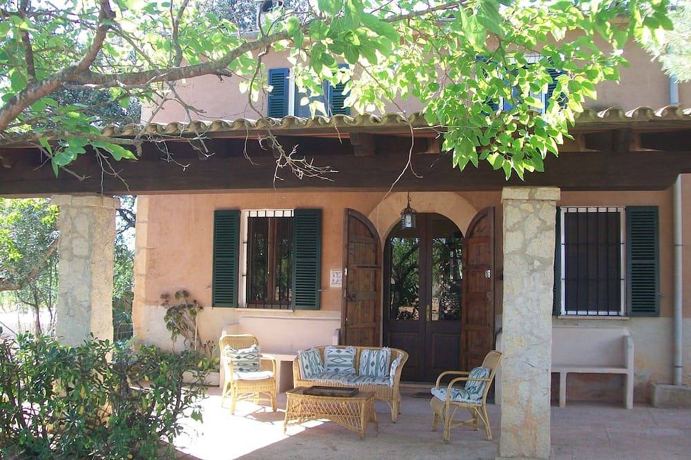 Beautiful place in the city centre of Majorca, perfect to enjoy nature in Sencelles, Majorca Center