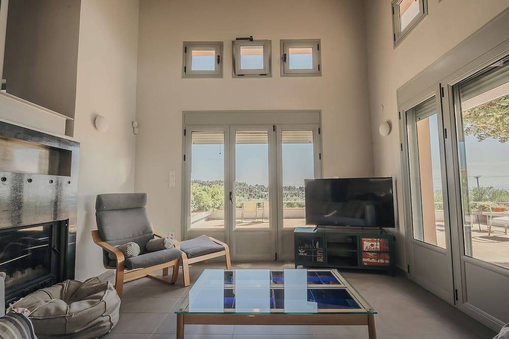 Thea Ii Sea View Villa, Nikiti in Nikiti, Sithonia Peninsula