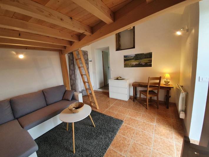 Location de vacances pour 2 personnes, avec balcon et vue à Vernay - 3