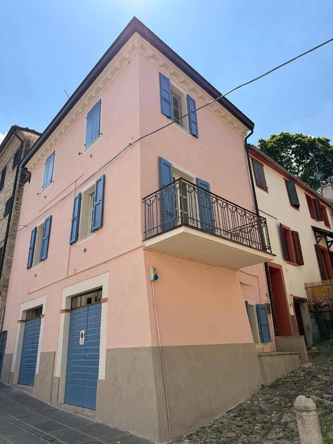 Location de vacances pour 4 personnes, avec Balcon et Vue à Calestano