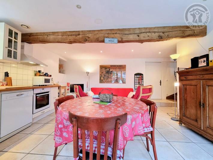 Renoviertes Ferienhaus mit umzäuntem Garten in Boissets in Boissets, Yvelines