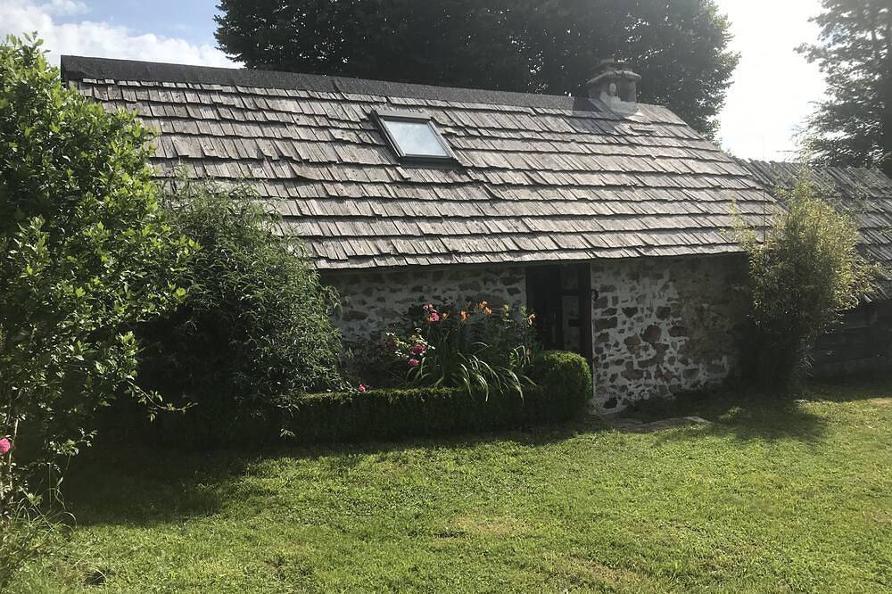 Bellchassagne: casa / villa - 2 cuartos - 2/3   Personas in Bellechassagne, Ussel region
