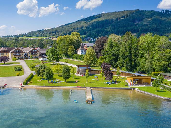 Ferienwohnung für 3 Personen, mit Garten und Seeblick im Salzkammergut