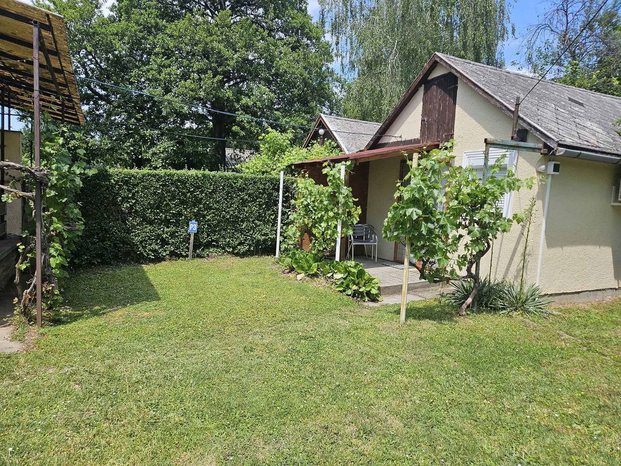Ganzes Studio, Studio mit schattigen Garten, Klimaanlage und Internet  in Balatonföldvar, Plattensee Südufer