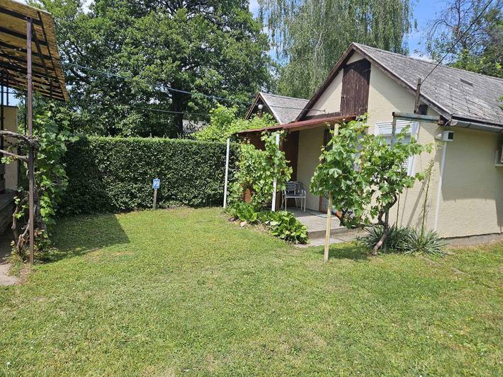 Gîte pour 2 personnes, avec jardin dans Koroshegy - 4
